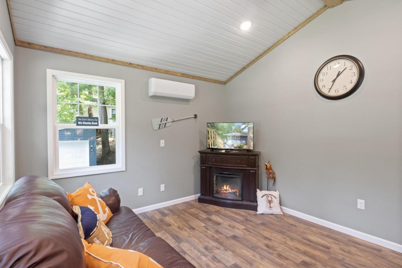 קמדנטון Rock Hollow Retreat, Dock, Firepit מראה חיצוני תמונה